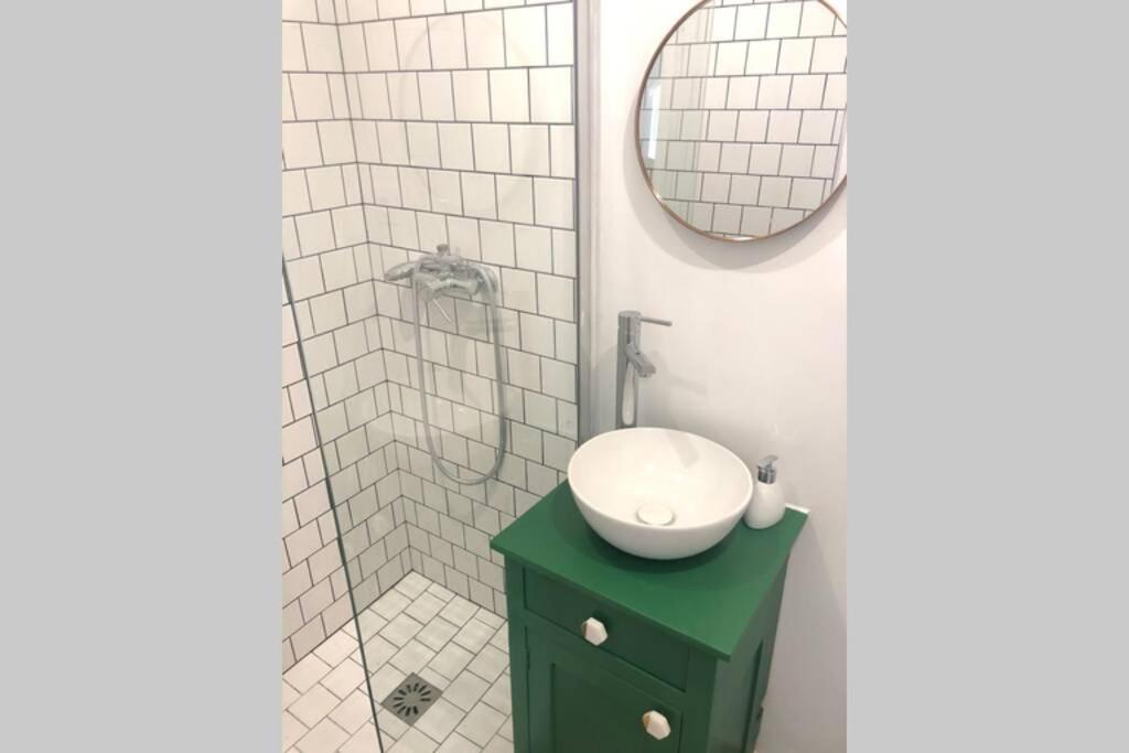 Studio Sous Les Toits Lyon Bagian luar foto